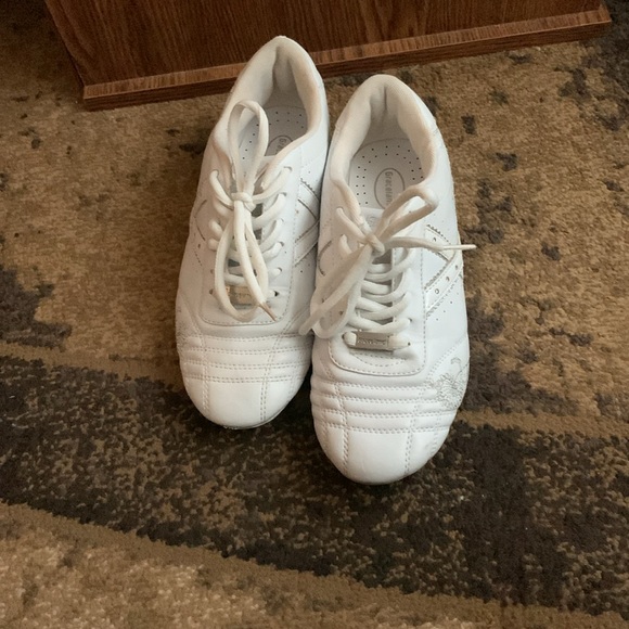 Graceland women’s white floral leather trainer. Size 6:5 - Picture 4 of 4